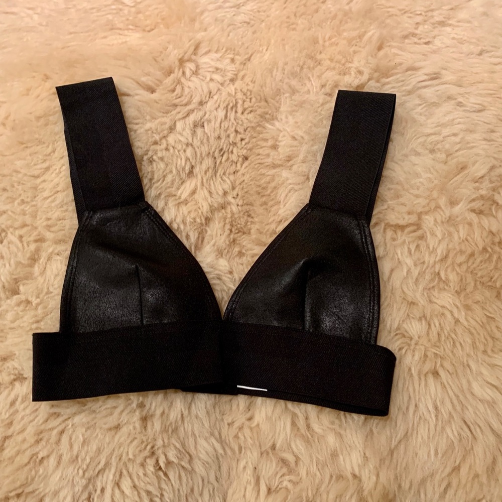 Bella Luxx Adjustable Bralette. XS